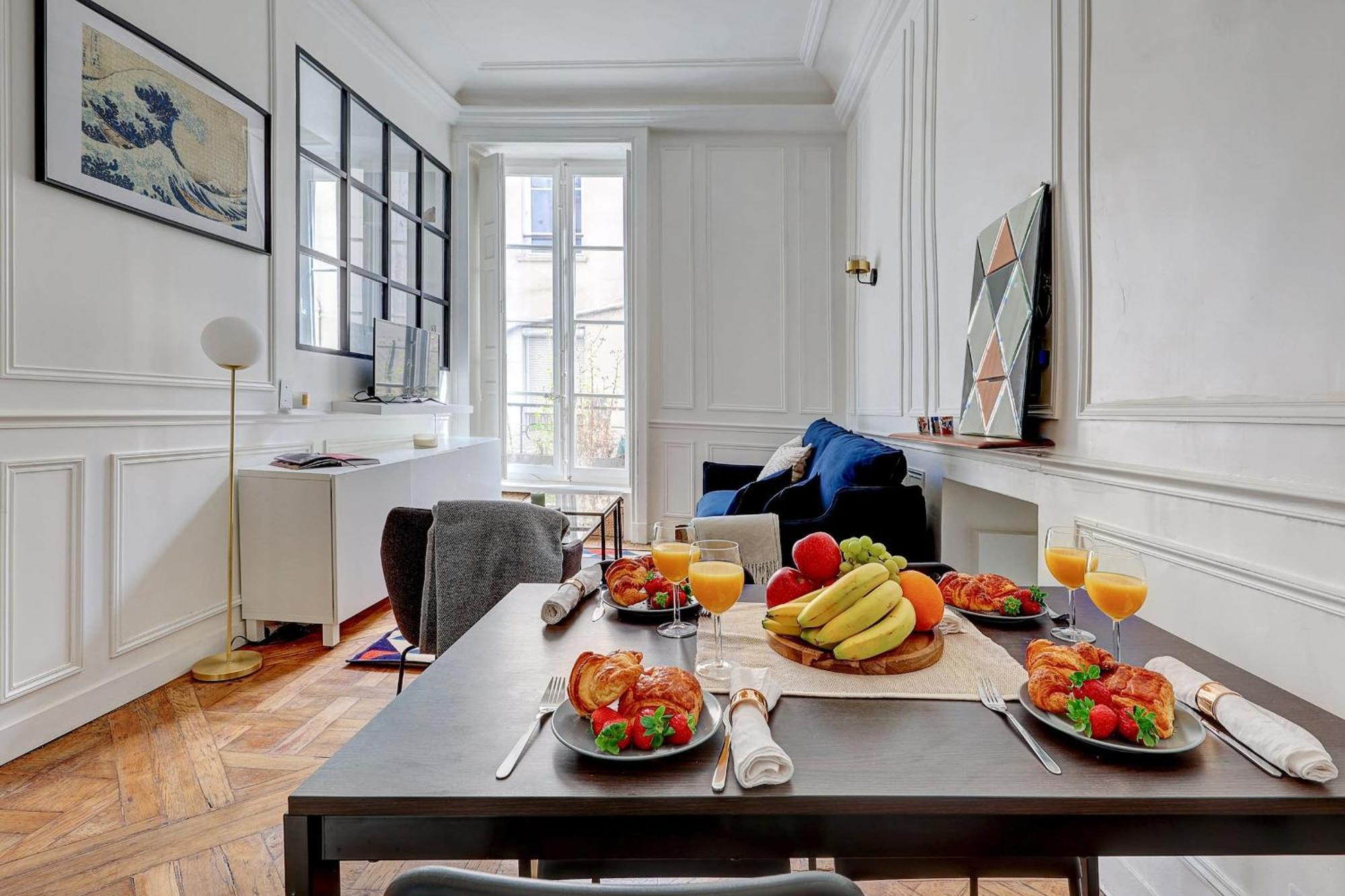 Eiffel Tower & Invalides - 1br - Cityapartmentstay Appartamento
