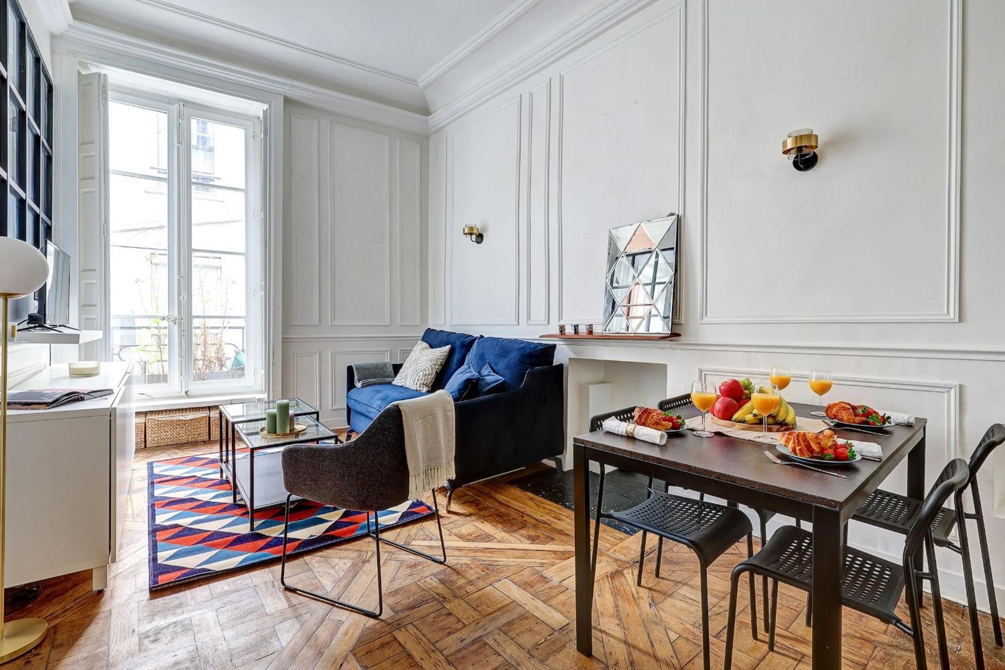 Eiffel Tower & Invalides - 1br - Cityapartmentstay Appartamento