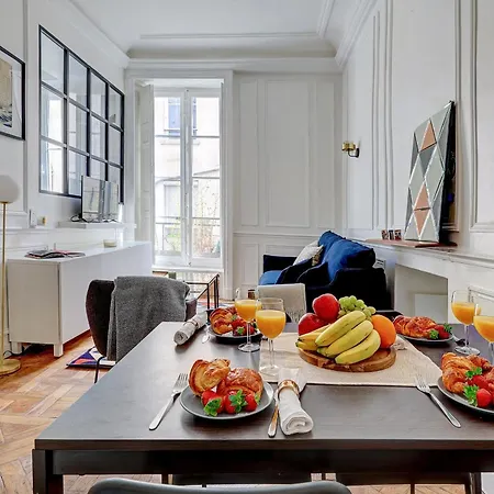 Eiffel Tower & Invalides - 1br - Cityapartmentstay Apartment